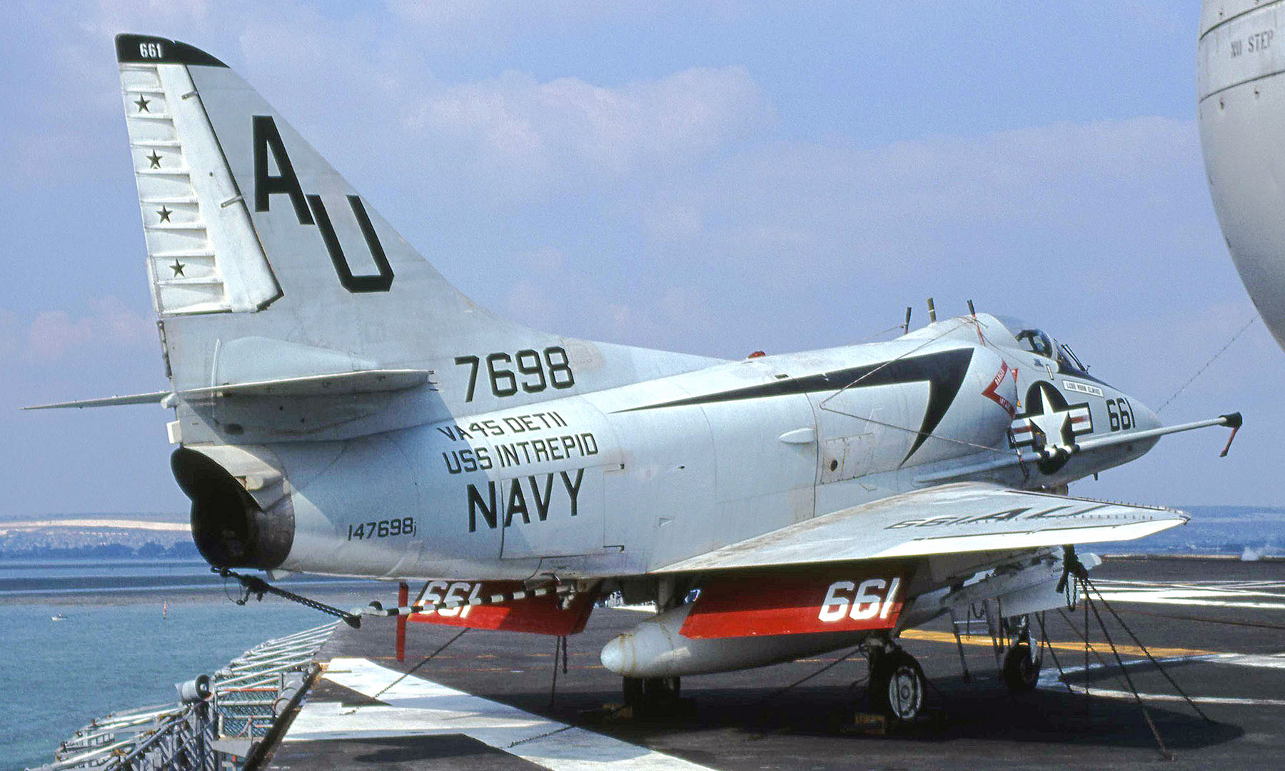 USN/USMC A-4 Skyhawk Photo 012