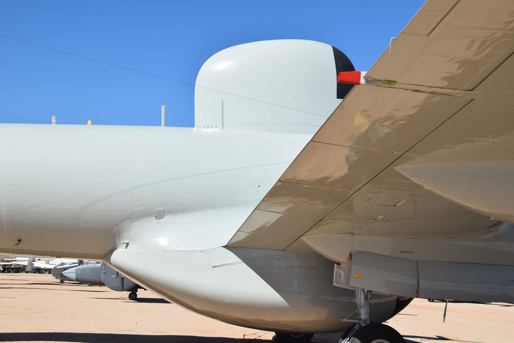 EC-121T Constellation Photo 099