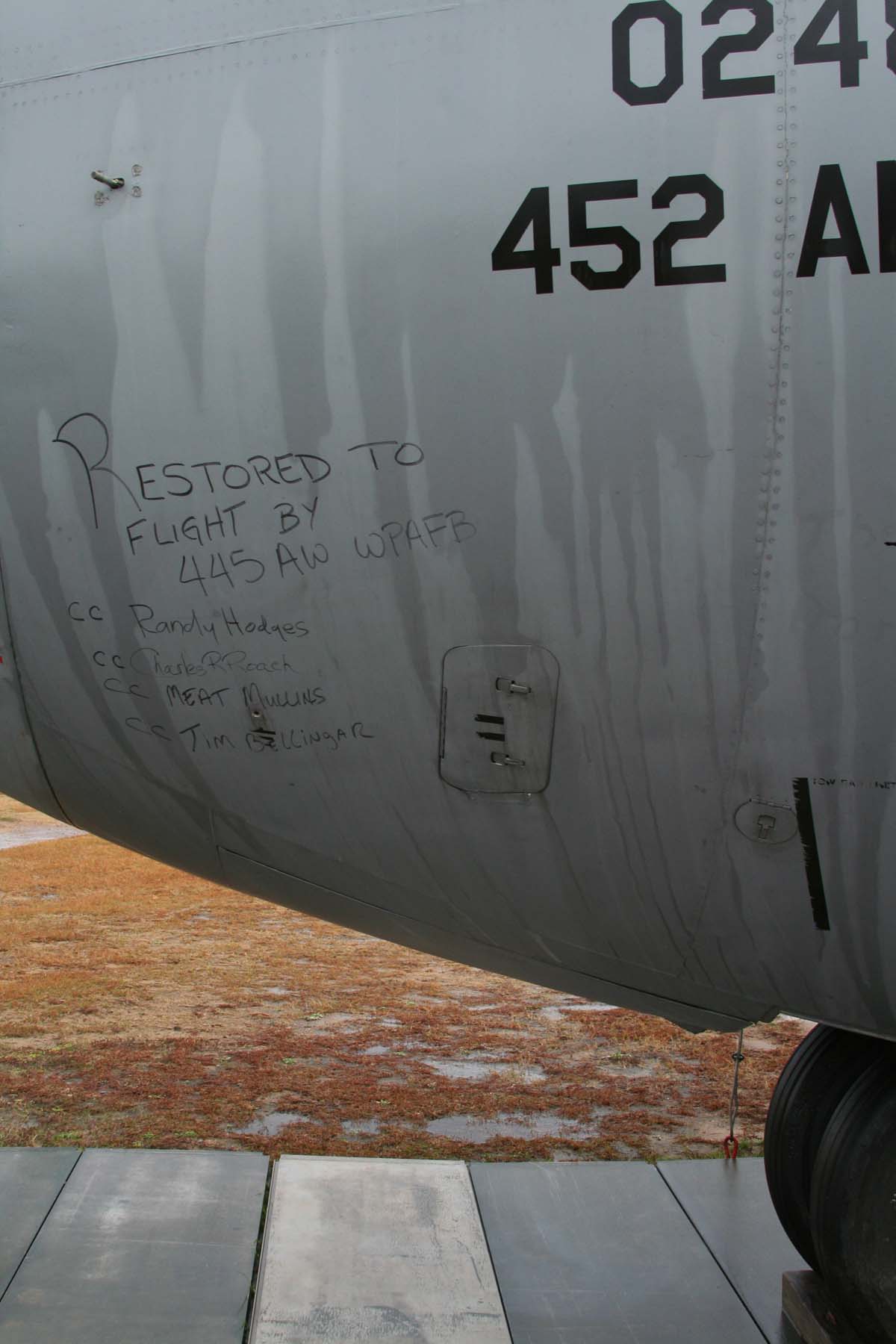 C-141B Starlifter Photo 011