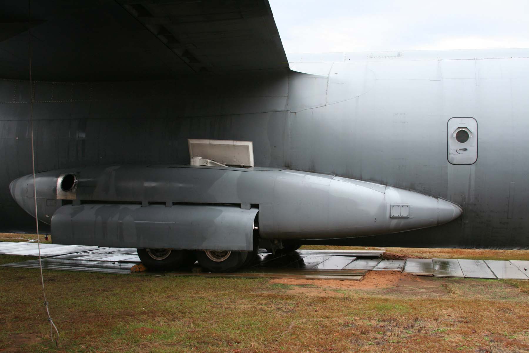 C-141B Starlifter Photo 044