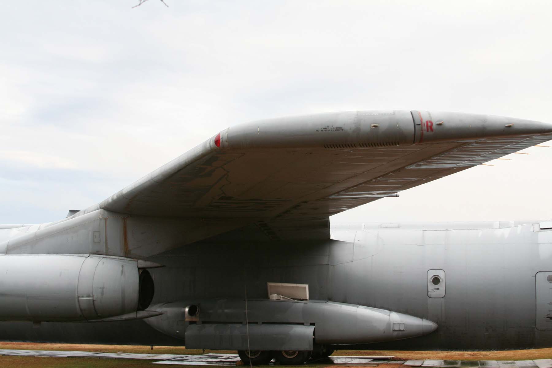 C-141B Starlifter Photo 082