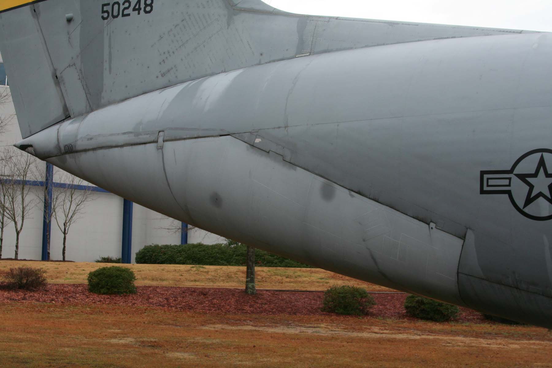 C-141B Starlifter Photo 131