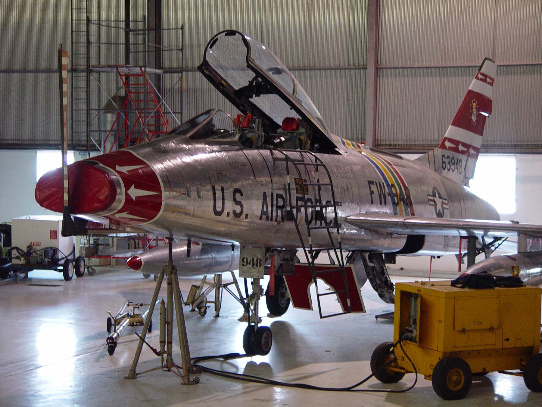 F-100F Super Sabre Photo 052