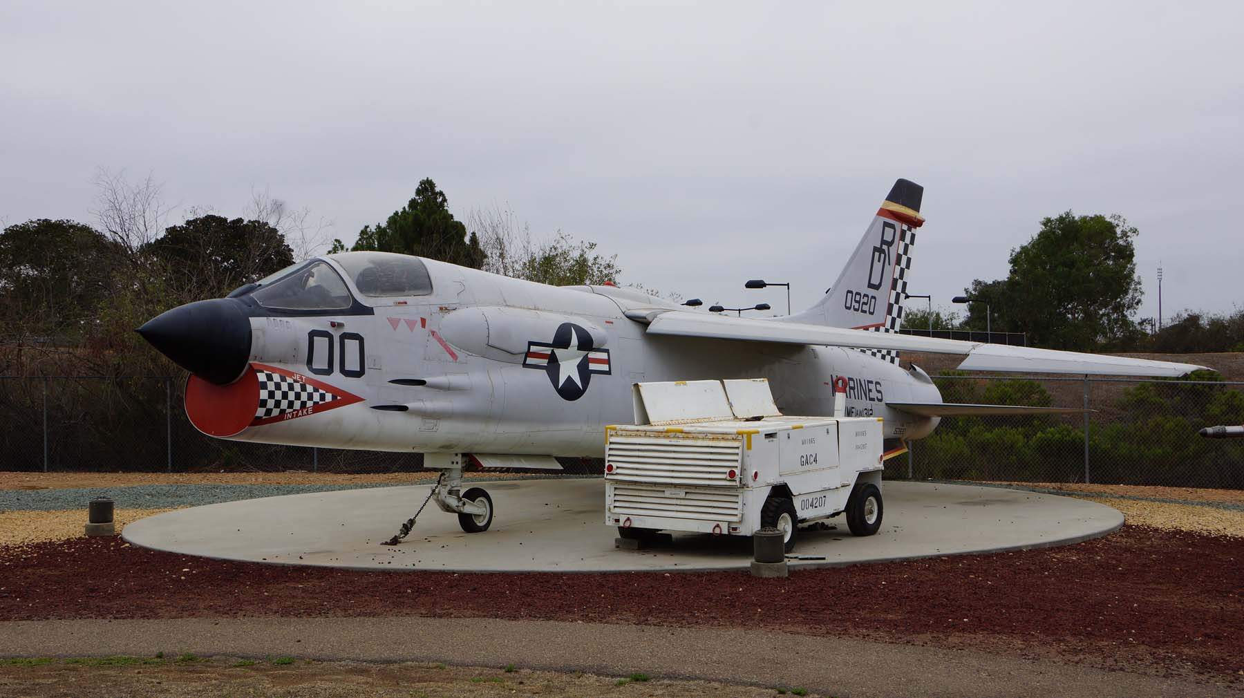 F-8E Crusader Walk Around Photo 002