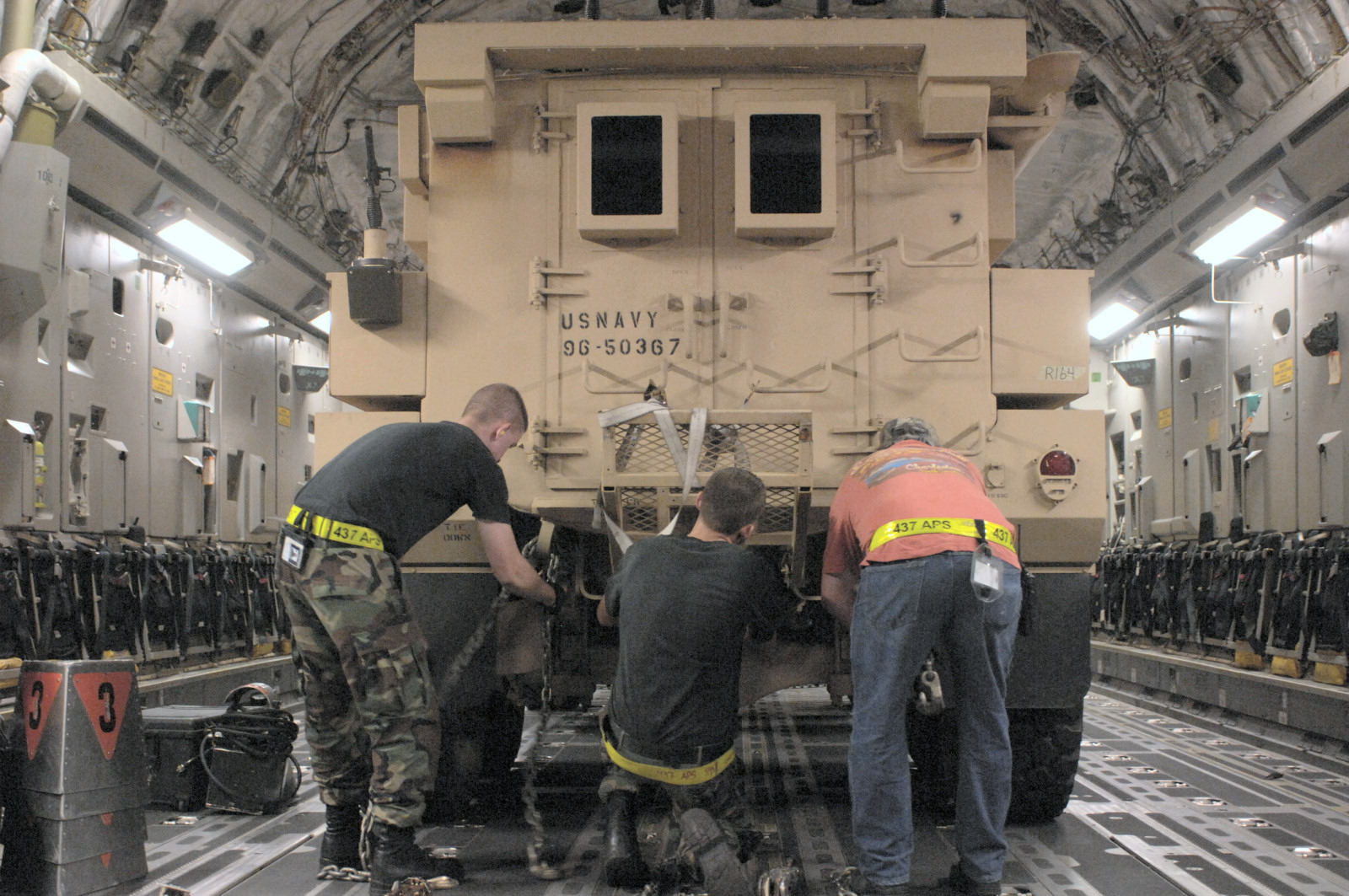 Cougar MRAP Photo Gallery Image 04