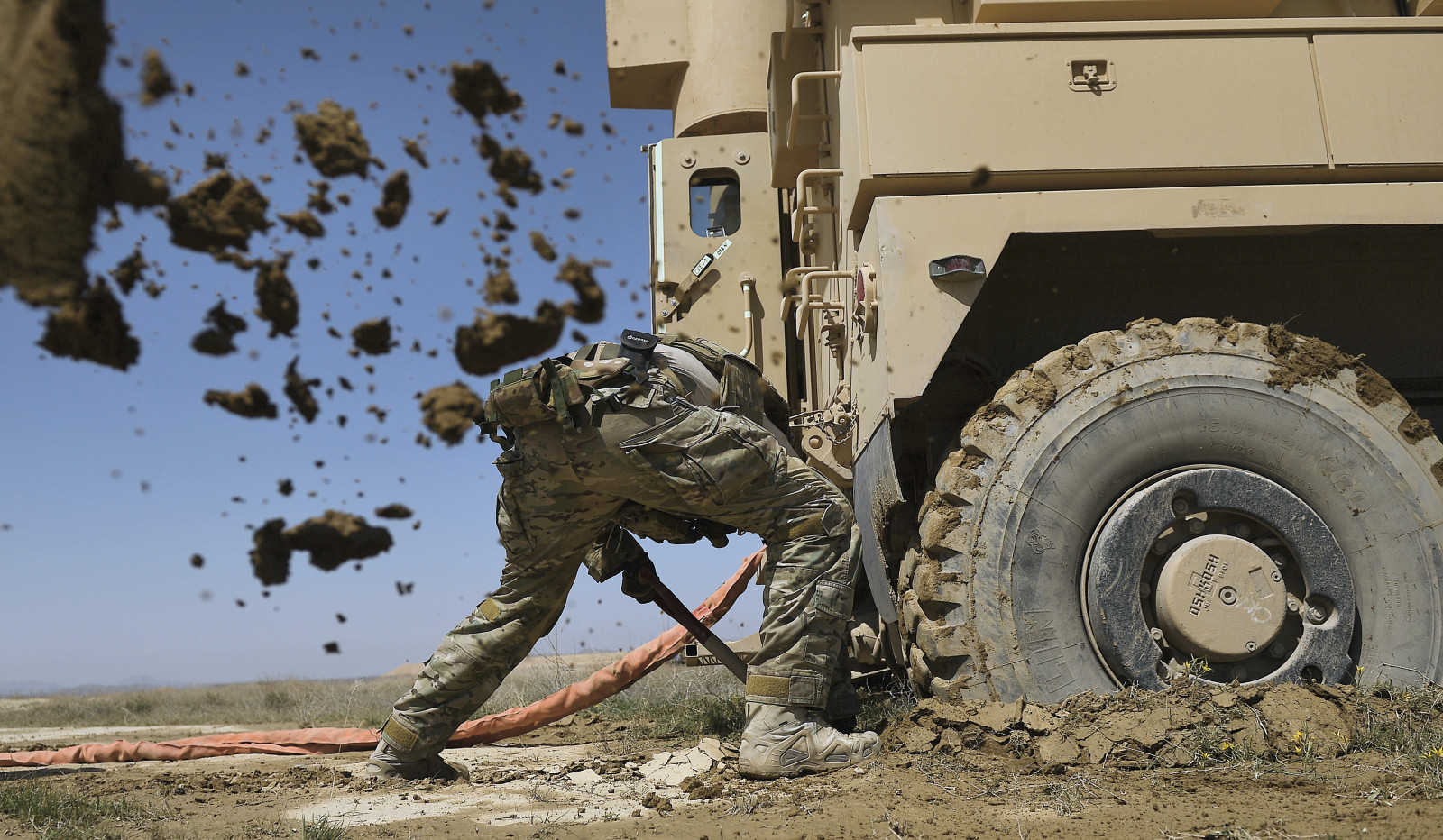 Cougar MRAP Photo Gallery Image 17