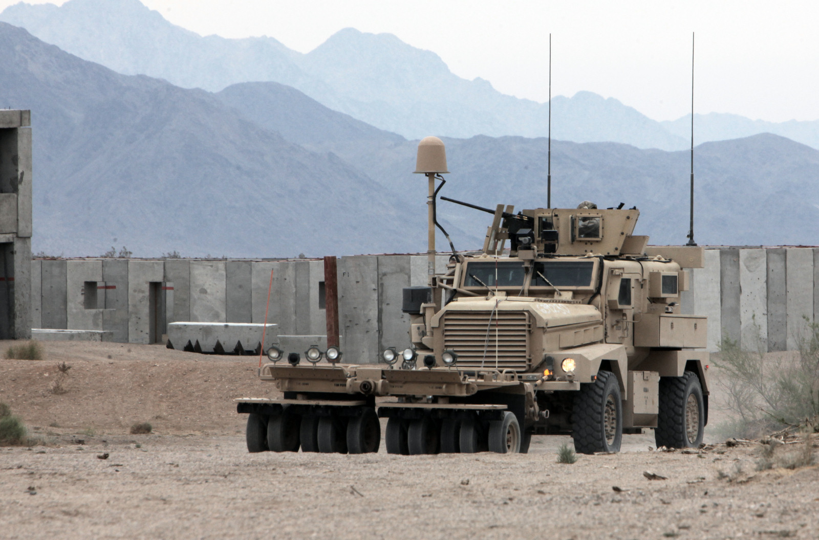 Cougar MRAP Photo Gallery Image 35