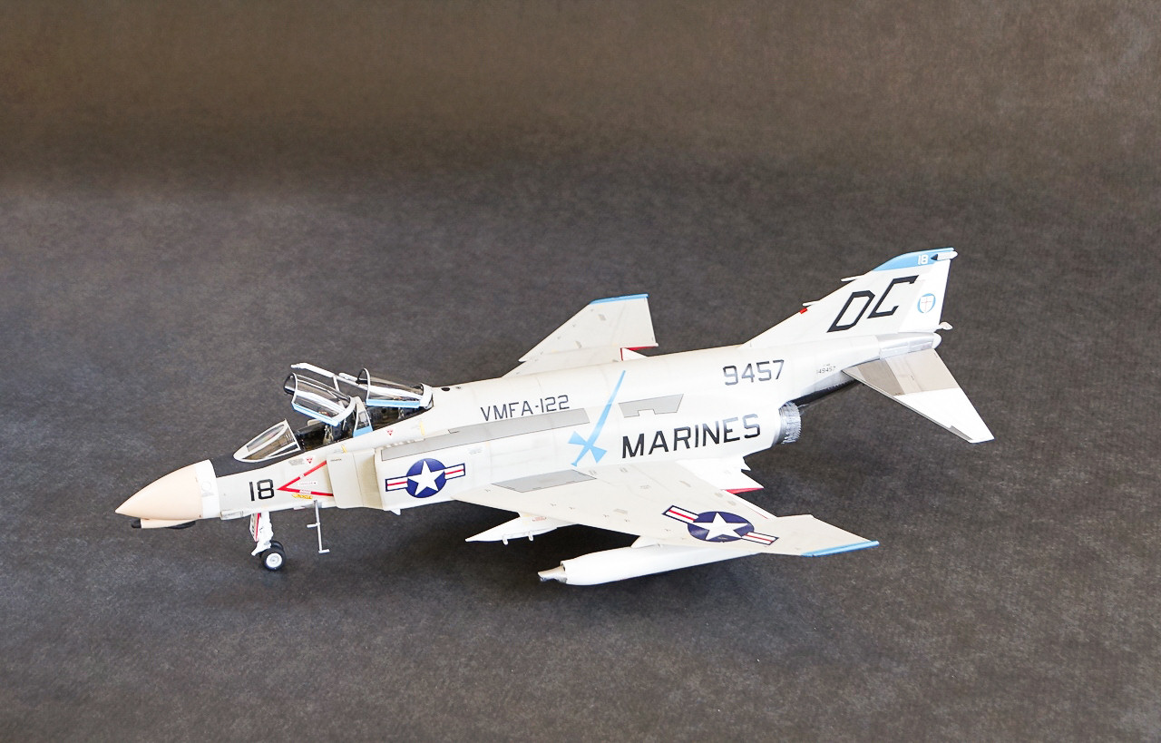 Academy 12232 1/48 F-4B Phantom II Build Image 49