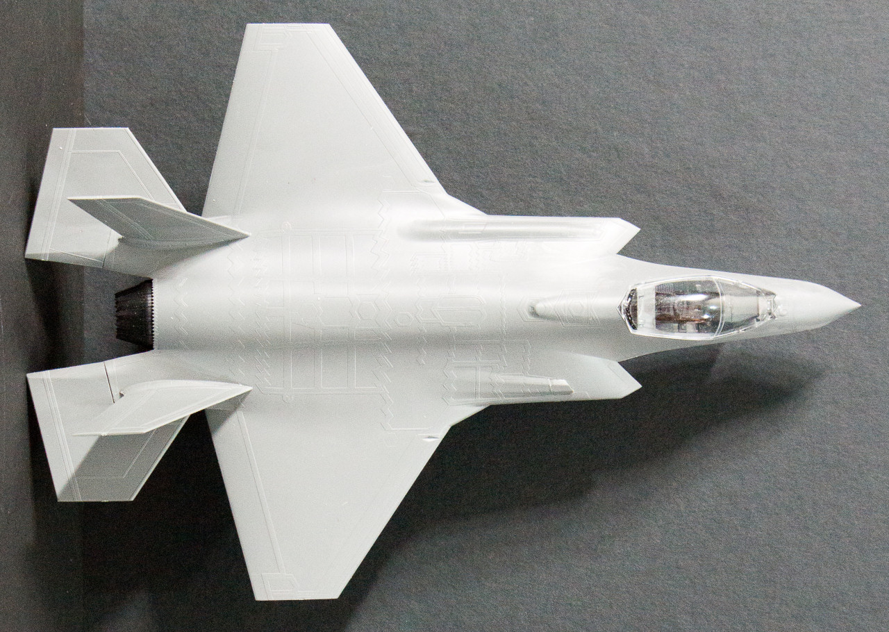 Academy 12507 1/72 F-35A Lightning II Build Image 11