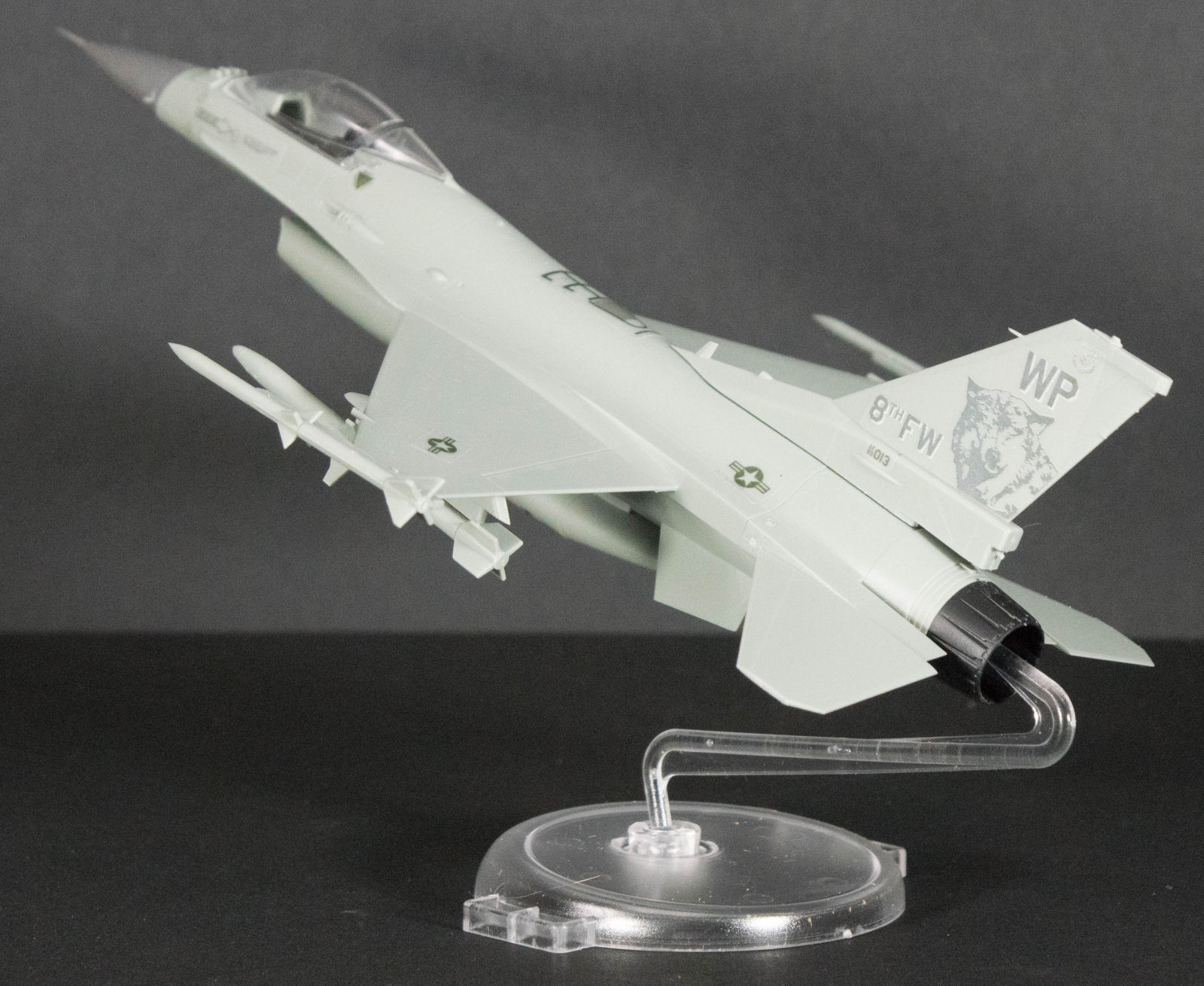 Academy 12541 1/72 F-16C Multirole Fighter Build Image 03