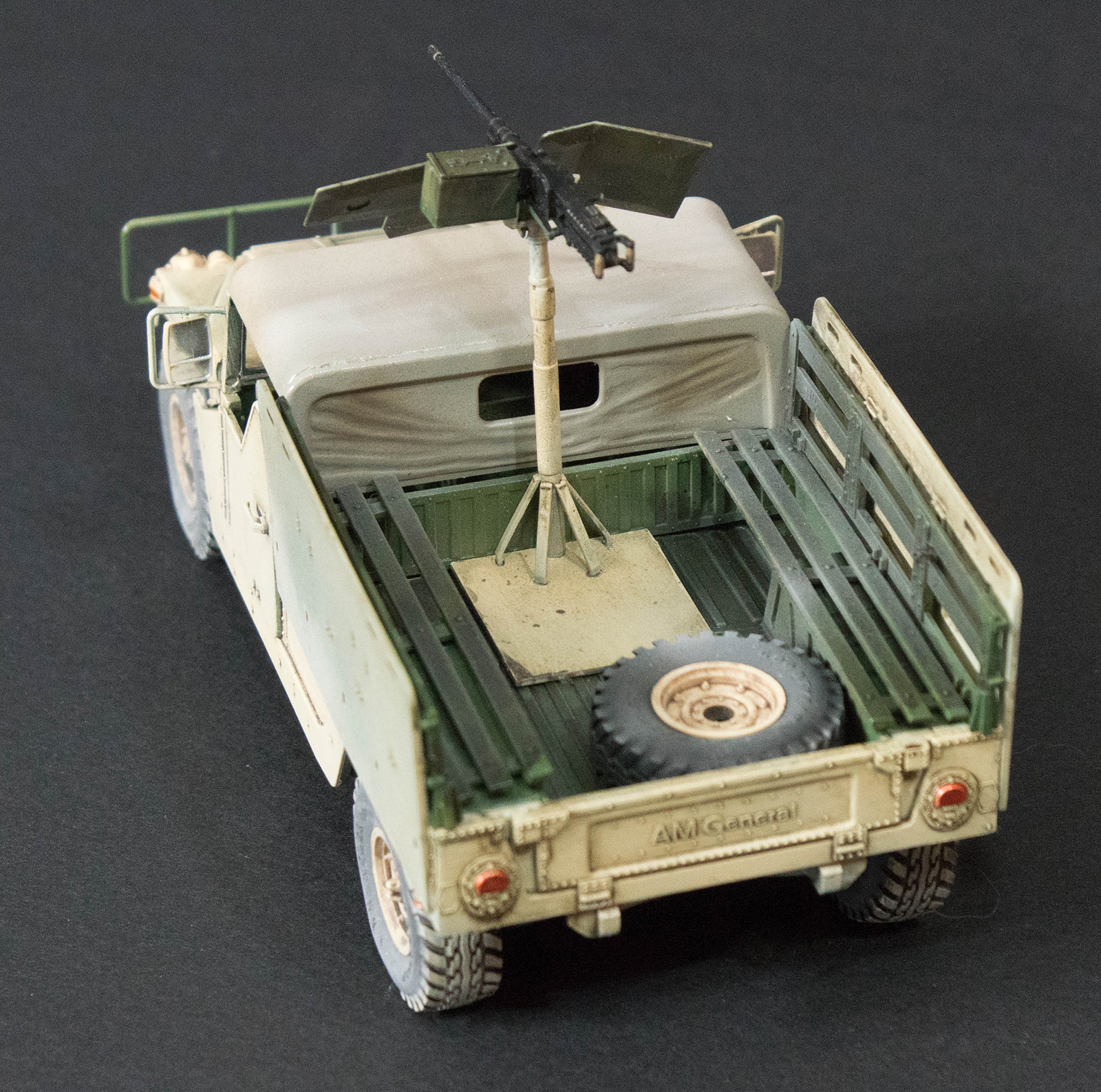 Academy 13405 1/35 M998 IED Gun Truck Build Image 15