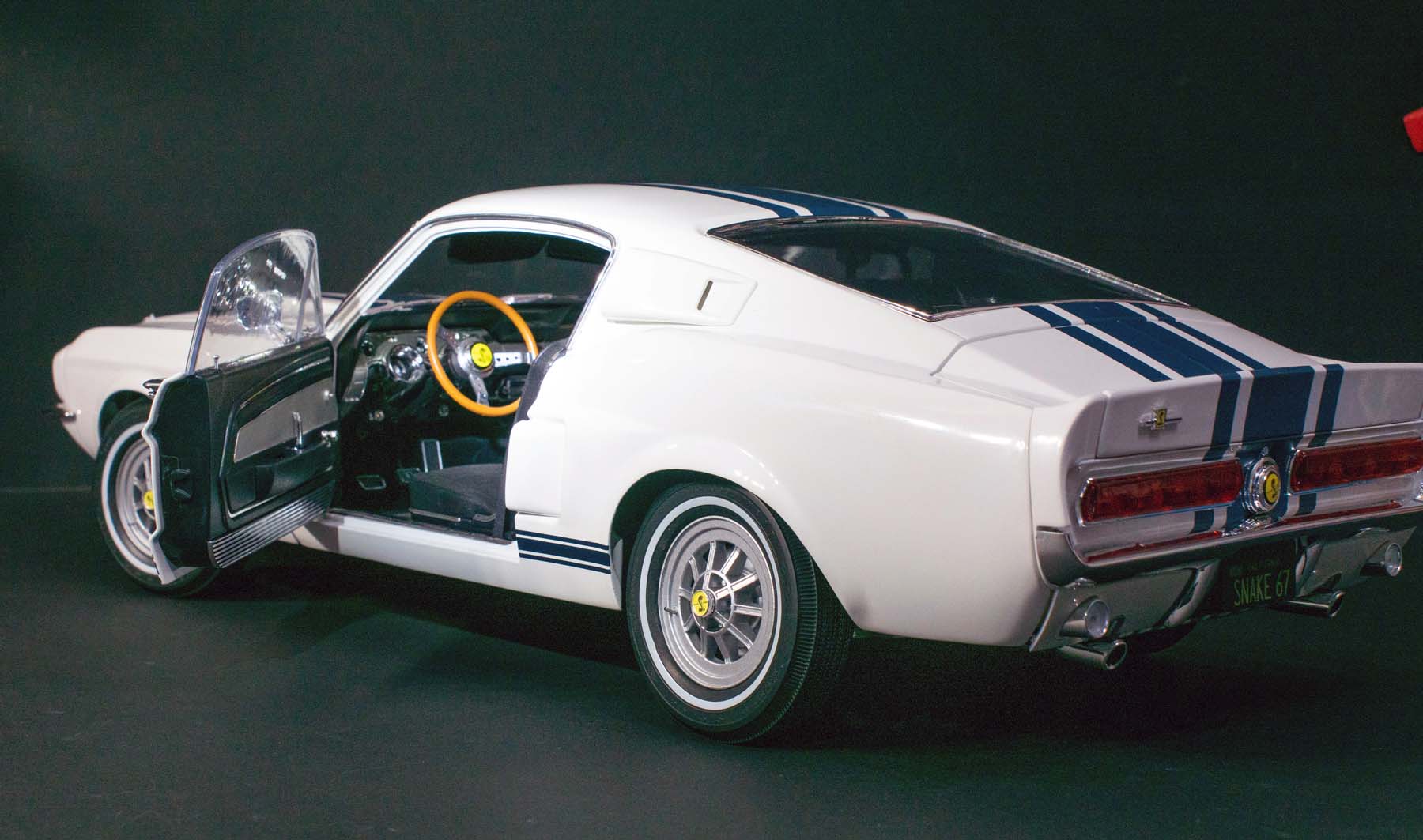 Agora Models 1/8 '67 Shelby GT500 Super Snake Build Image 137