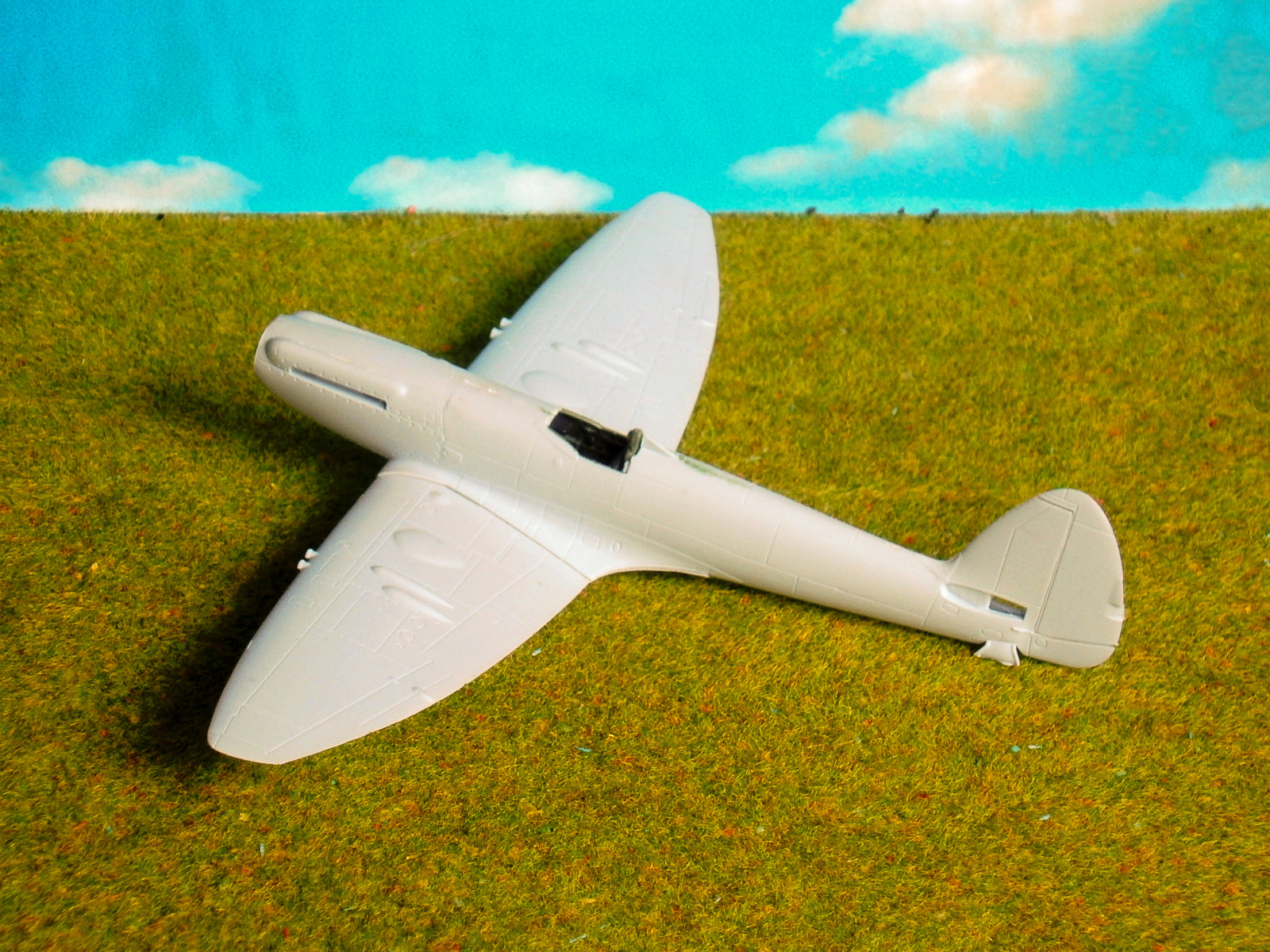 Airfix 2033 1/72 Spitfire F.22 Build Image 04