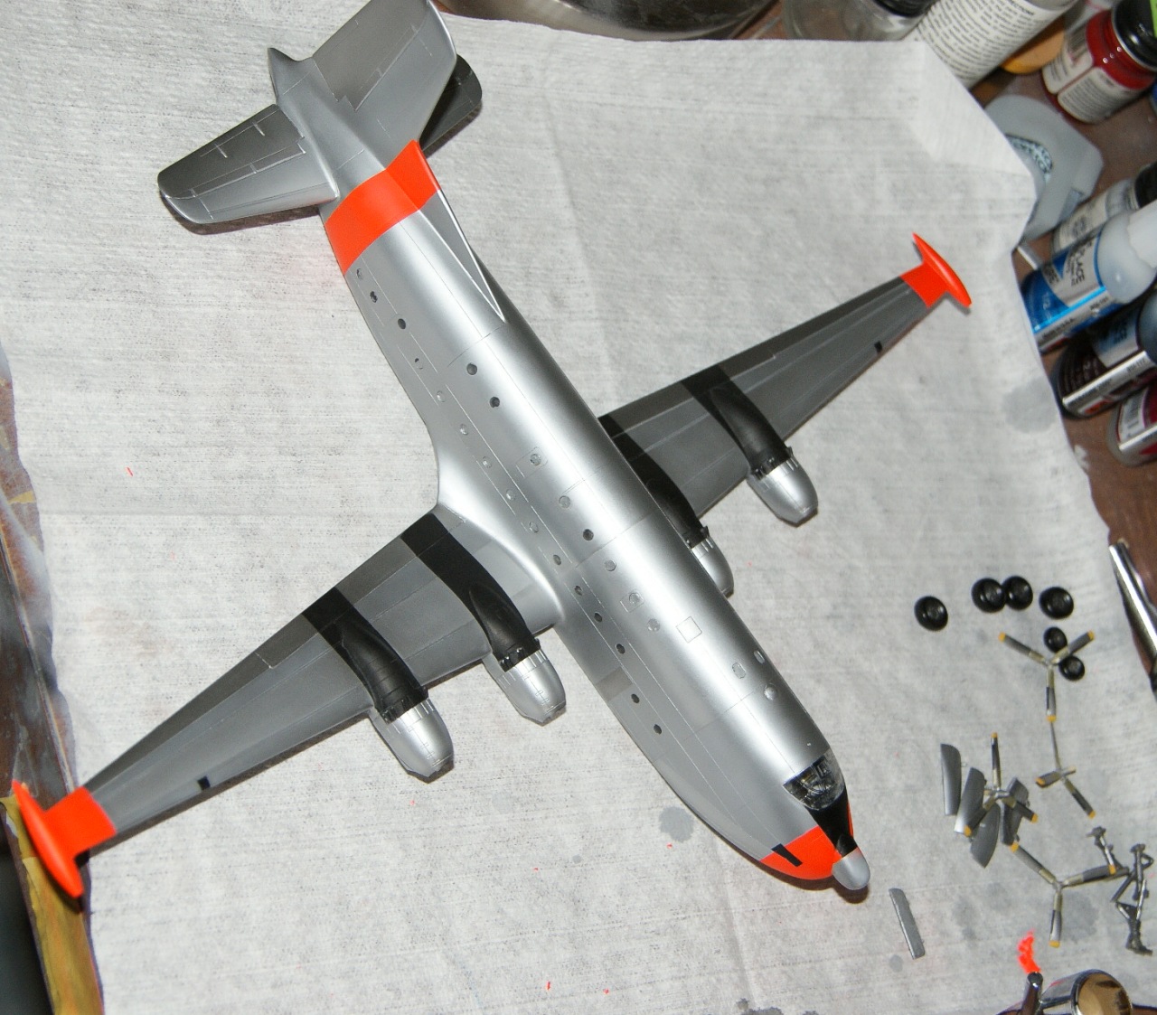 Anigrand Craftswork 4024 1/144 Douglas C-124A/C Globemaster II Build Image 19