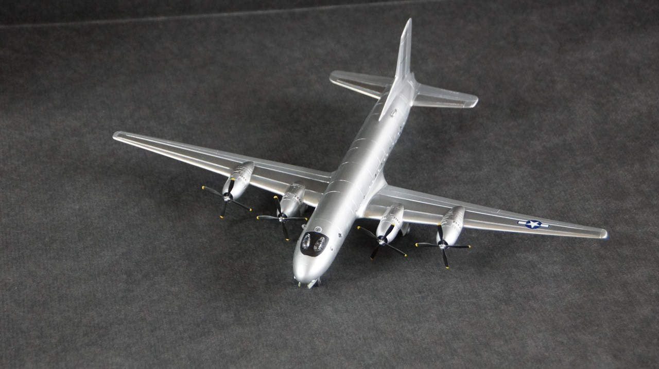 Anigrand Craftswork 4017 1/144 Douglas C-74 Globemaster Build Image 14