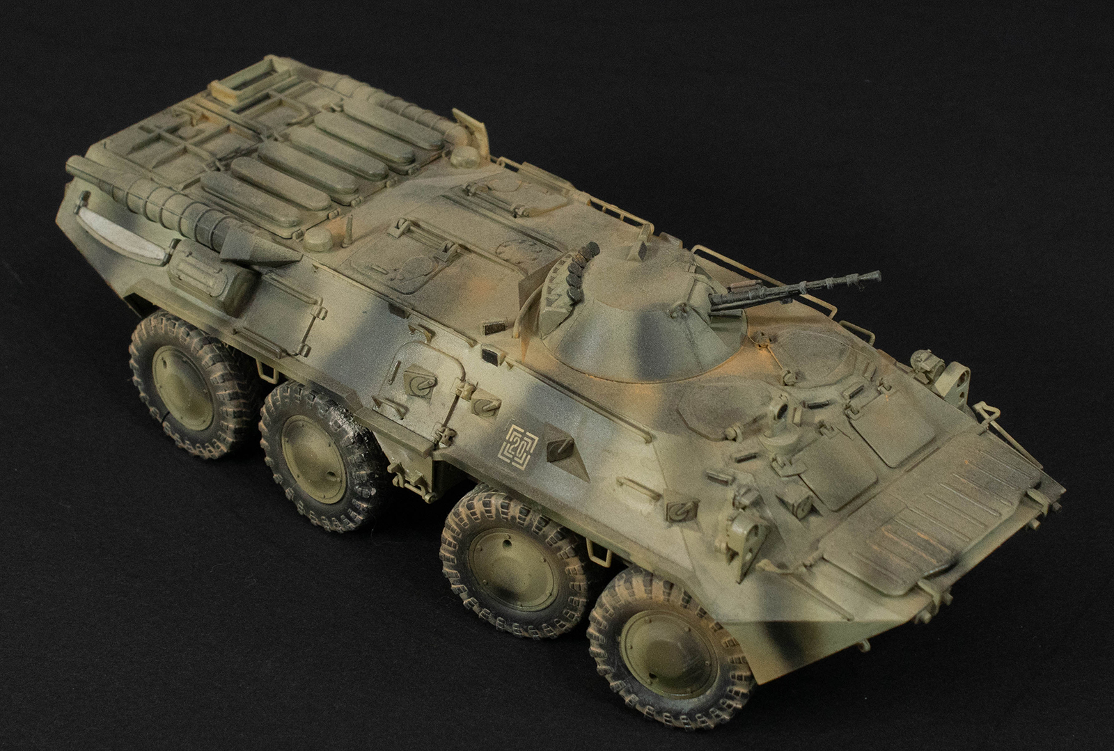 DML 1/35 BTR-80 Build Image 09