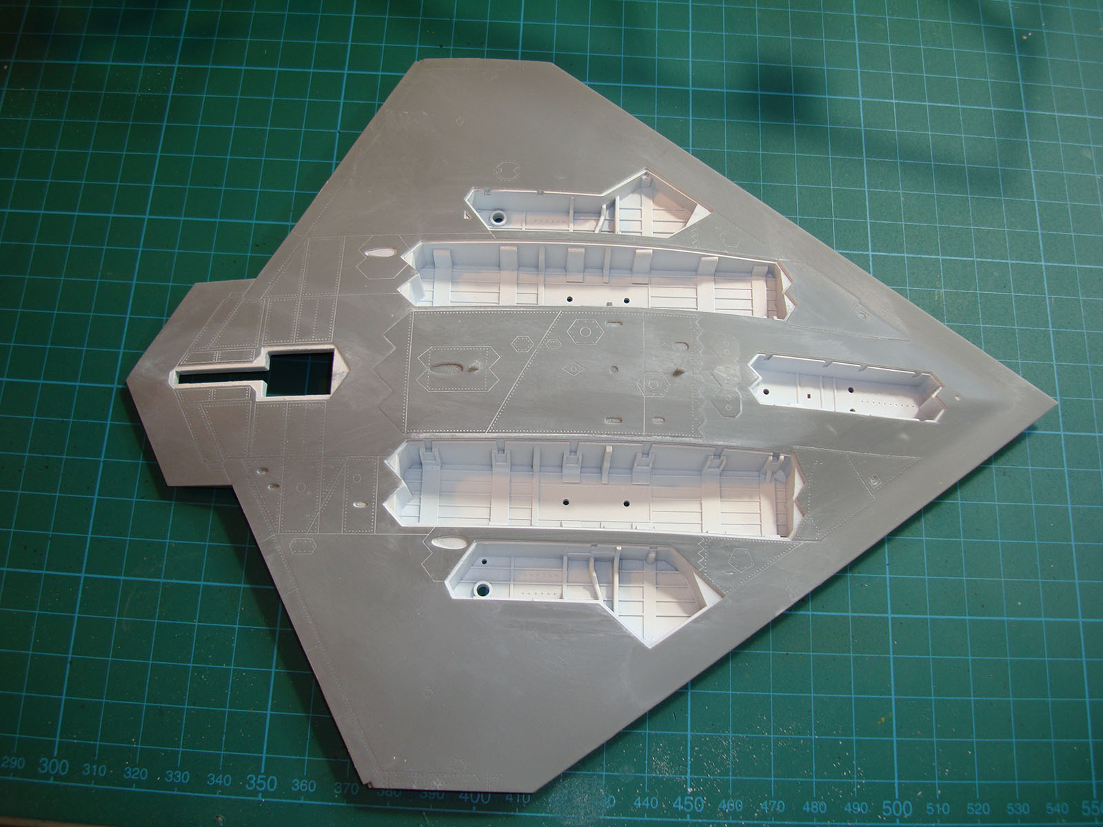 Freedom Models 18001 1/48 MQ-47 (X-47B) Build Image 01