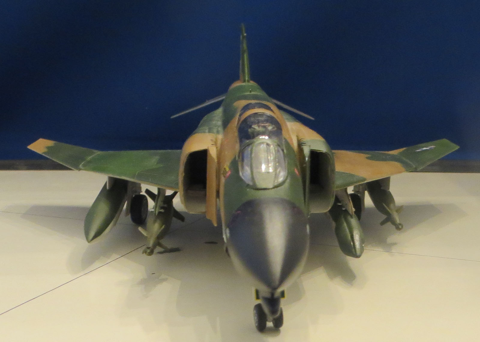 Fujimi 48001 1/72 F-4D Phantom II Build Image 07