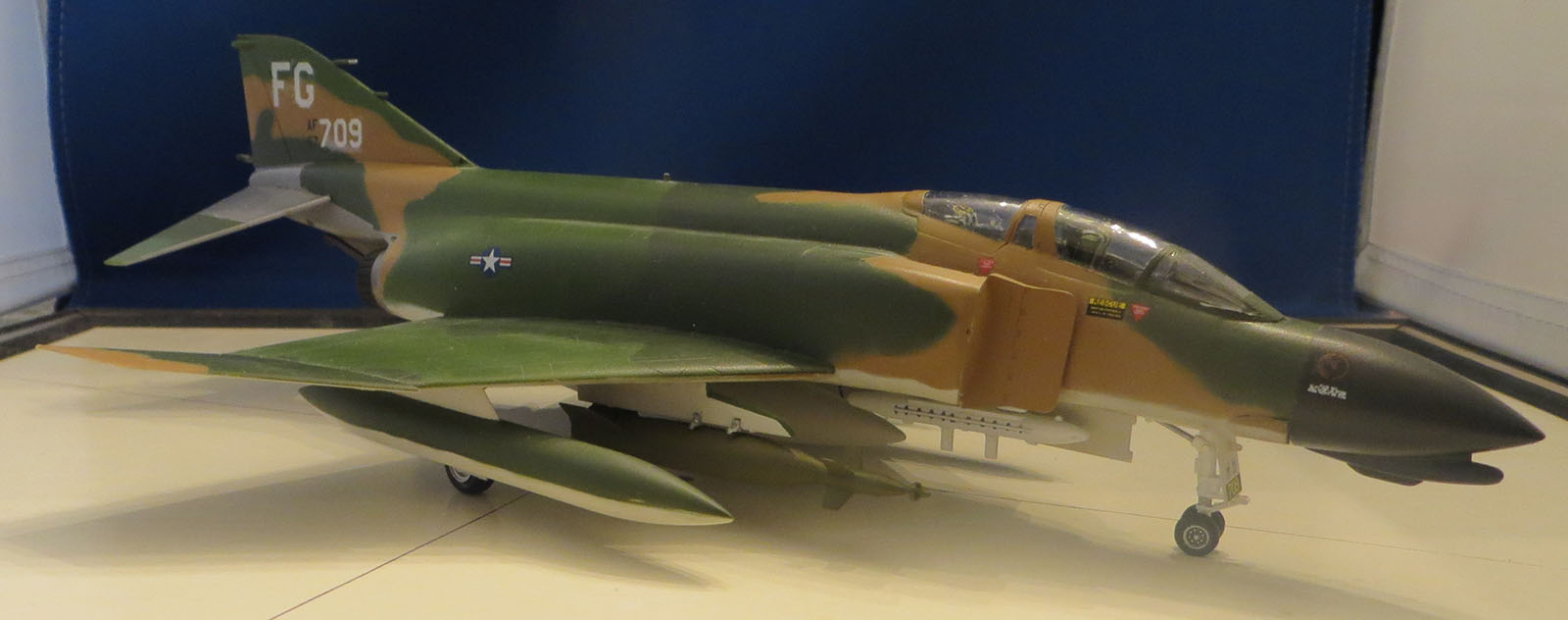 Fujimi 48001 1/72 F-4D Phantom II Build Image 09