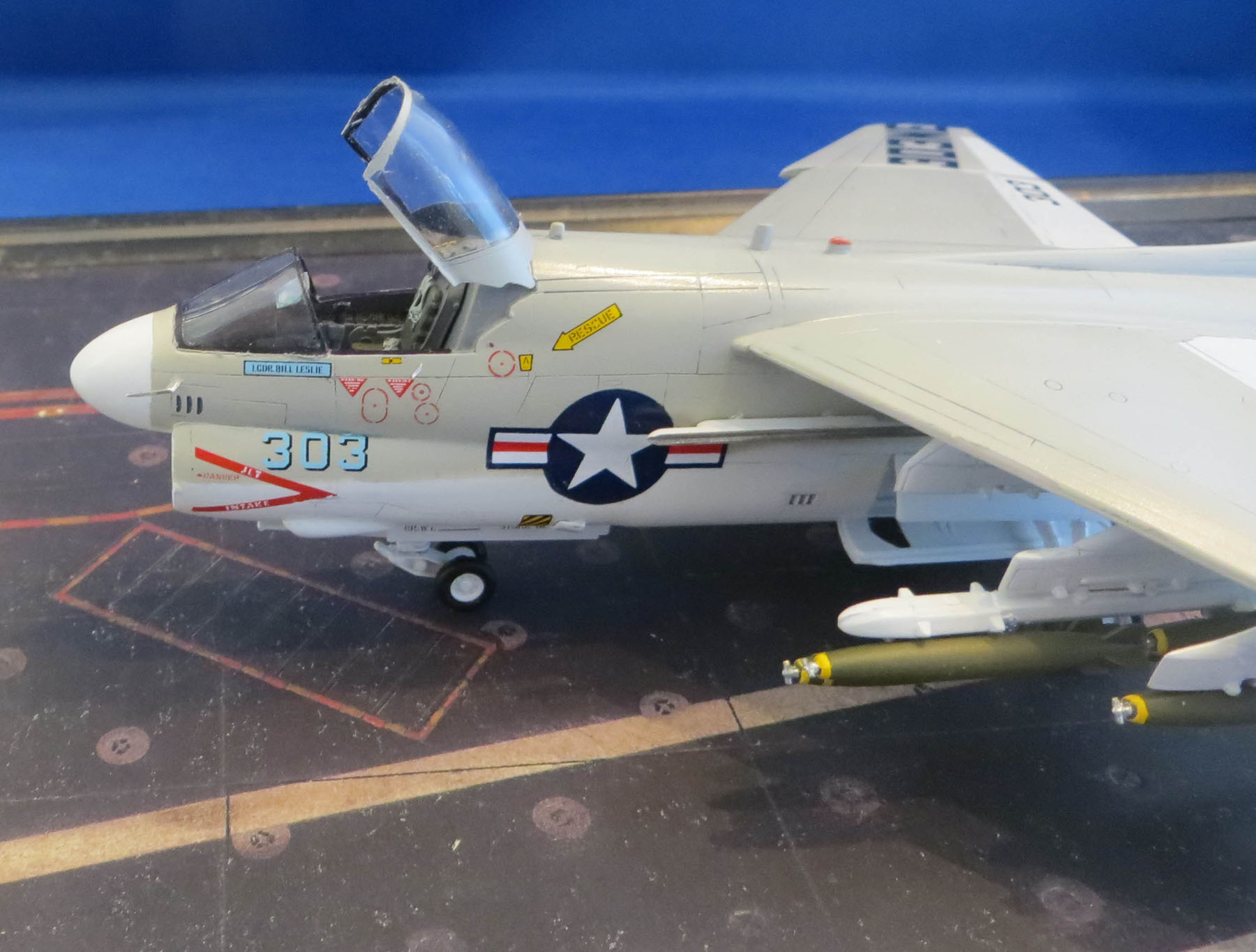 Fujimi 72074 1/72 A-7A/E Corsair II Build Image 06