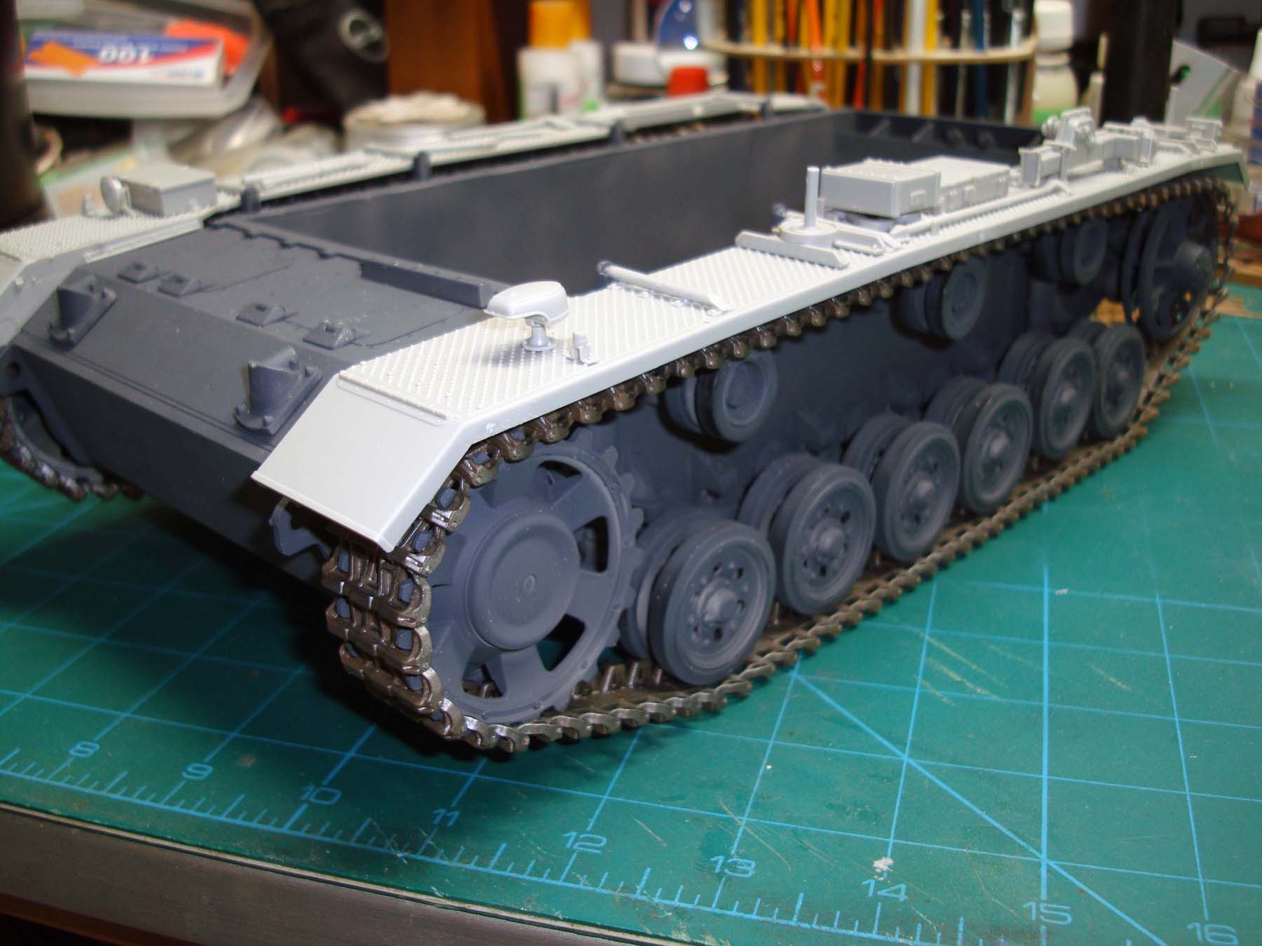 Gallery Models 1/16 Panzer III Ausf.J Build Image