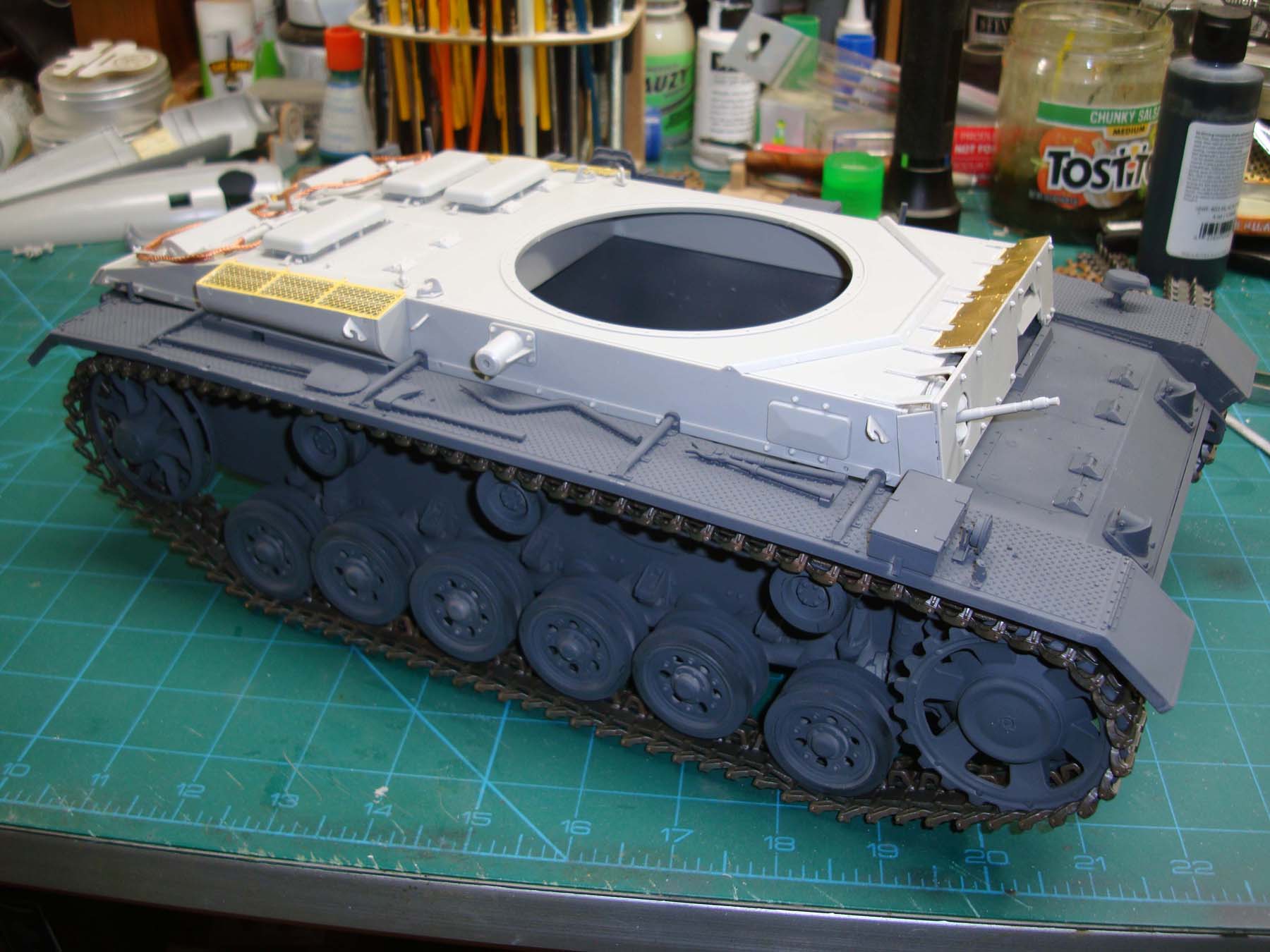 Gallery Models 1/16 Panzer III Ausf.J Build Image