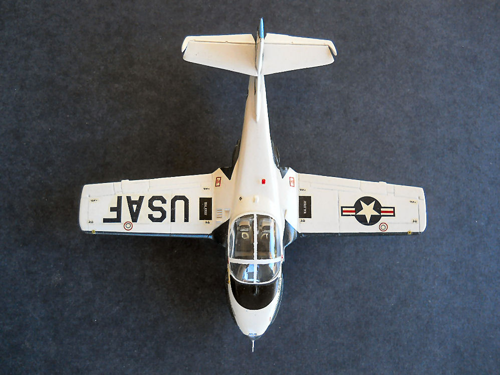 Hasegawa 1/72 Cessna T-37B 'Willie 82 FTW' Photo Feature Image