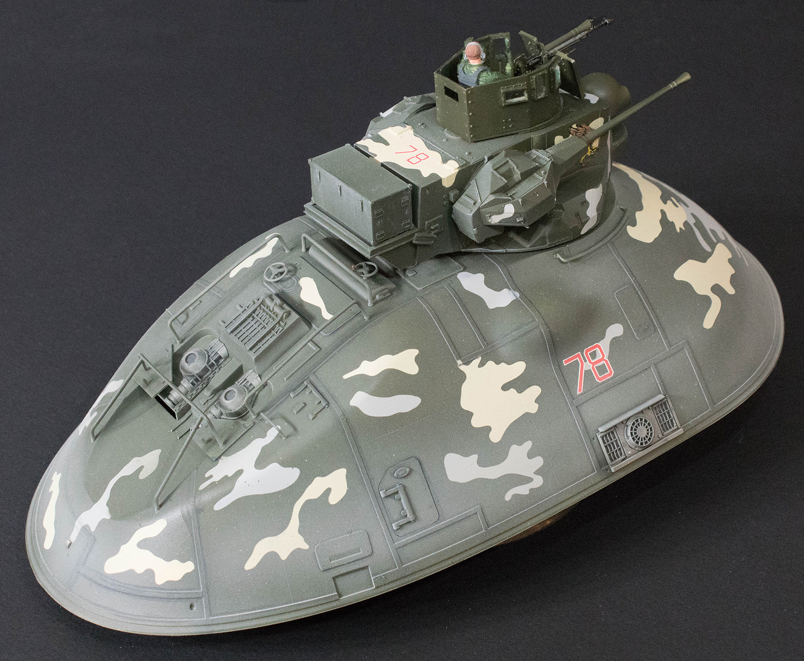 Hasegawa 64111 1/35 Shchelkunchik Ma.K. Build Review Image