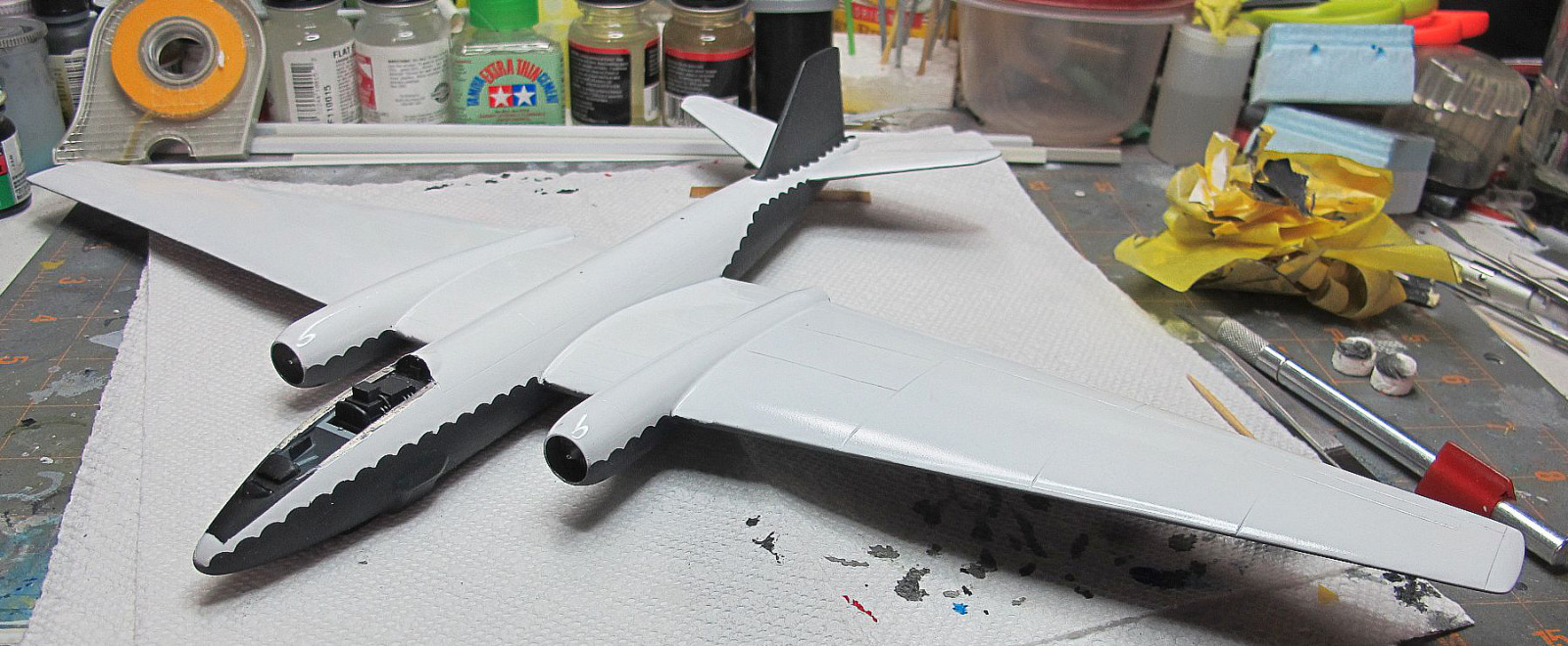 Italeri 0144 1/72 Martin RB-57D Conversion Build Image 08