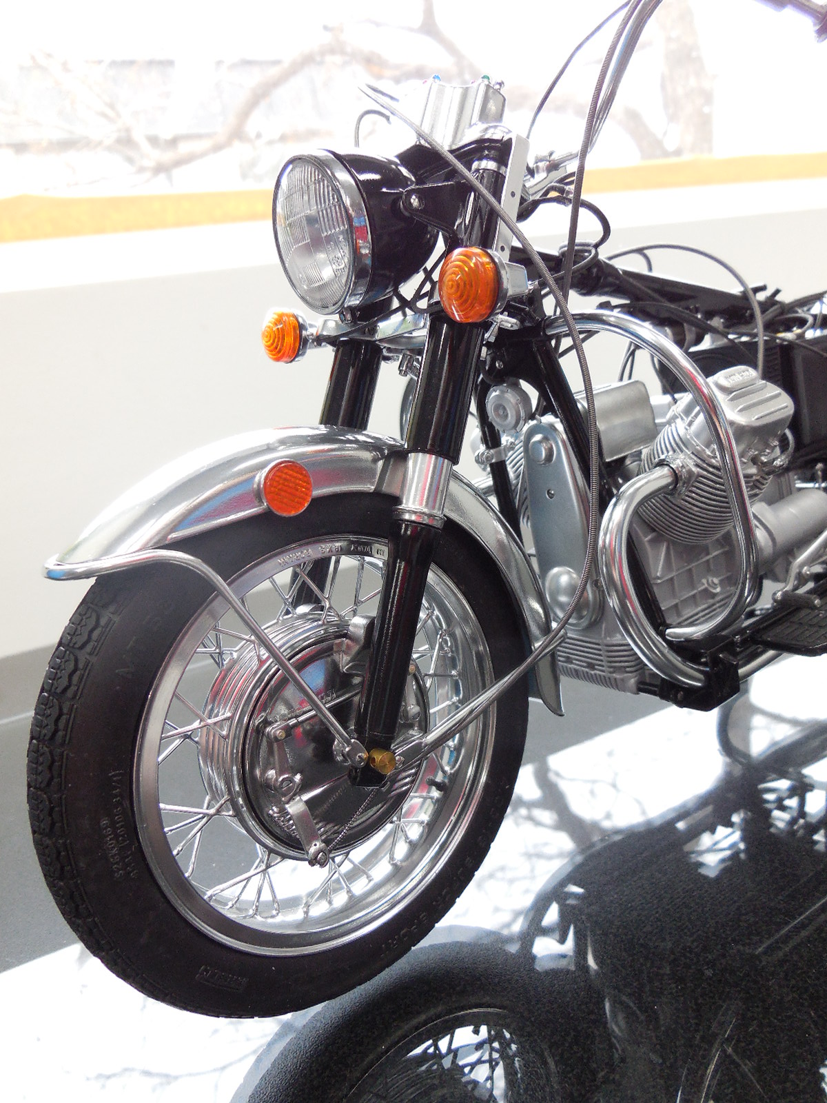 Italeri 1/6 Moto Guzzi V850 California Build Image