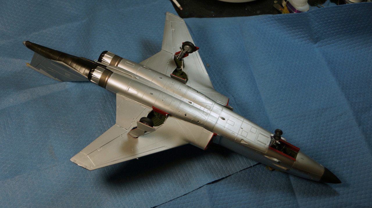 Kitty Hawk 80115 1/48 F-101A/C Voodoo Build Image