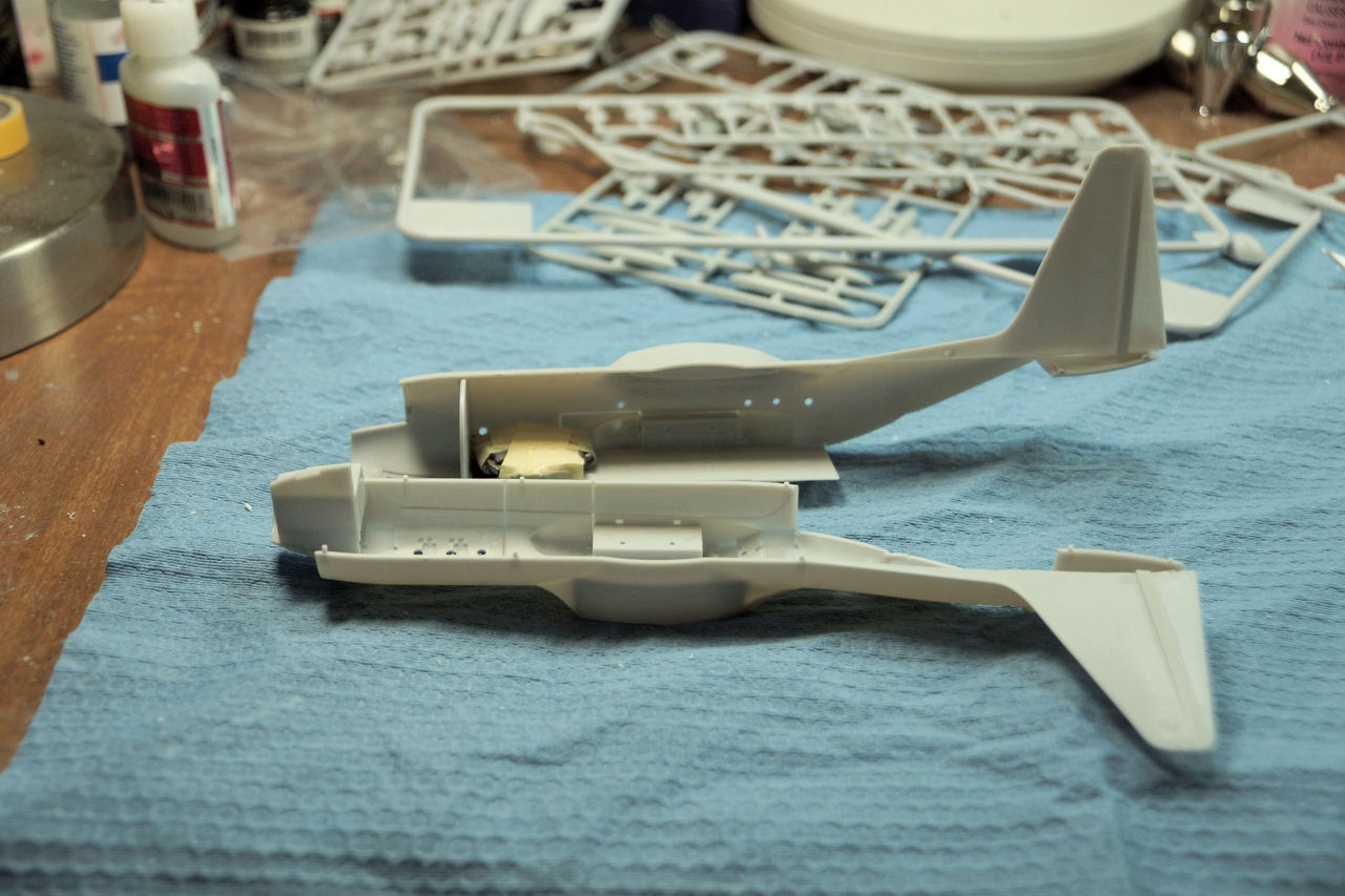 Minicraft 14520 1/144 Lockheed C-130A Hercules Image