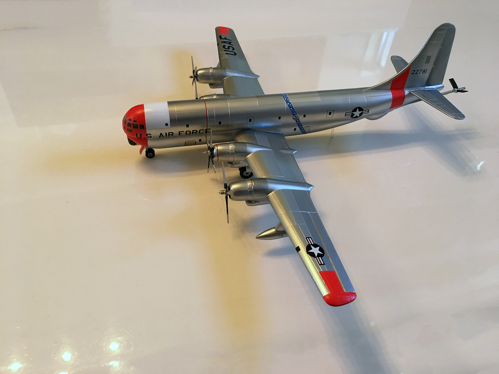 Minicraft 14610 1/144 KC-97G Stratotanker Image 14