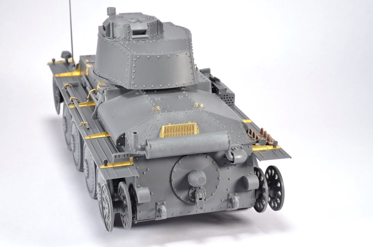 Panda-Hobby 16001 1/16 Pz.Kpfw.38(t) Ausf.E/F Build Review Image 15