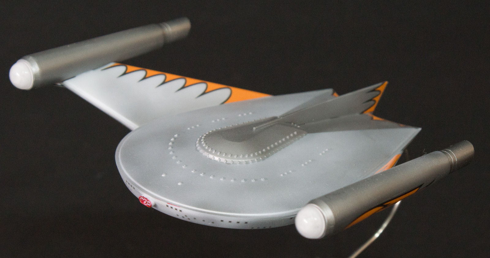 Polar Lights 0934 1/1000 Romulan Bird-of-Prey Photo Feature Image 08