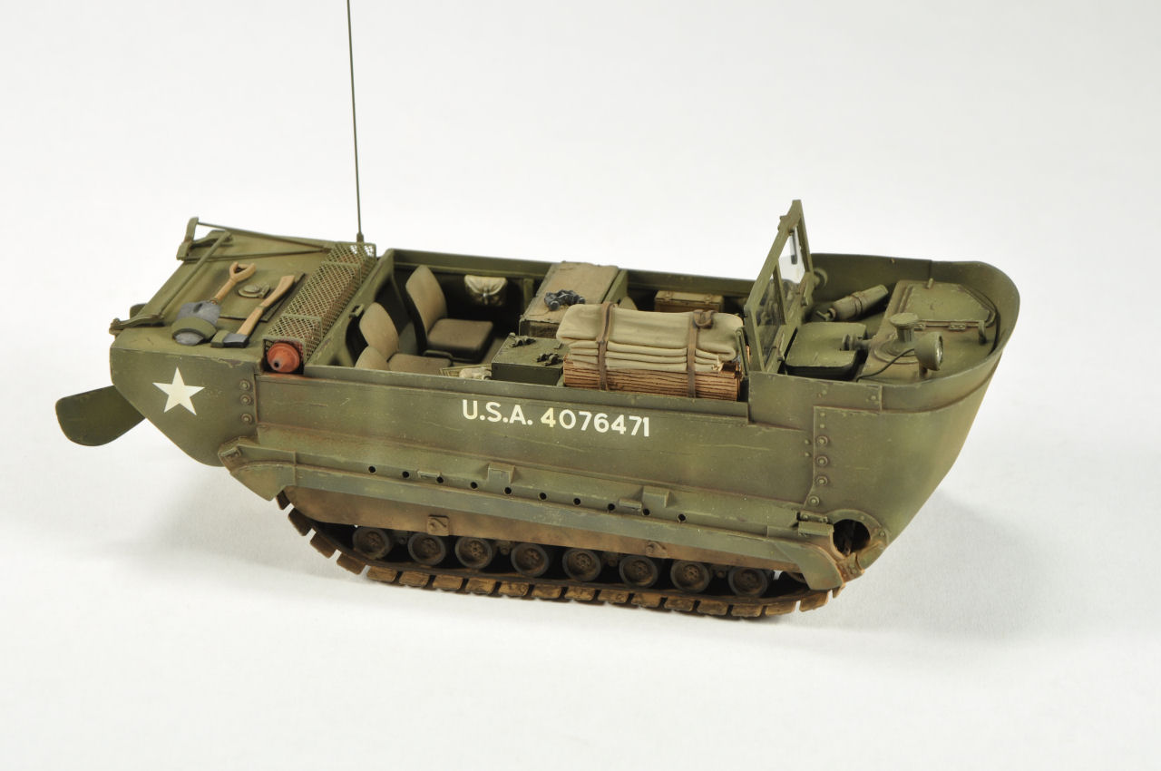 Monogram 0024 1/35 M29 Amphibious Weasel Photo Feature Image