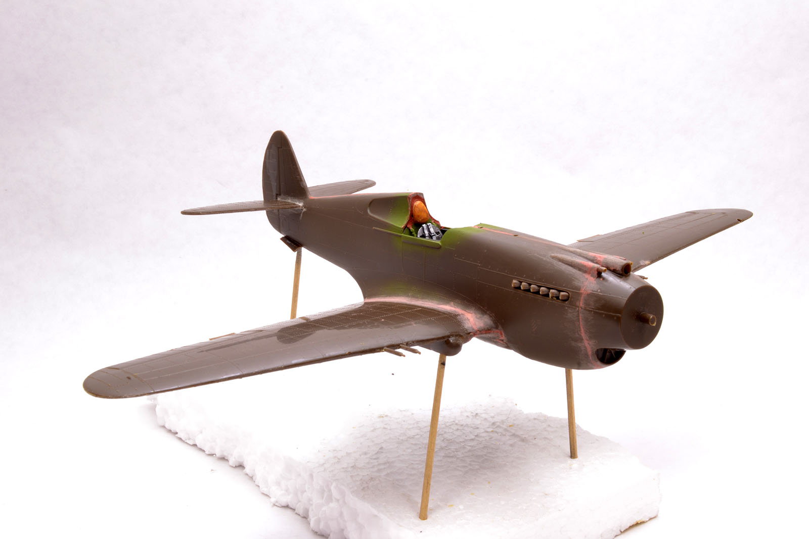 Monogram 5209 1/48 P-40B Build Review Image