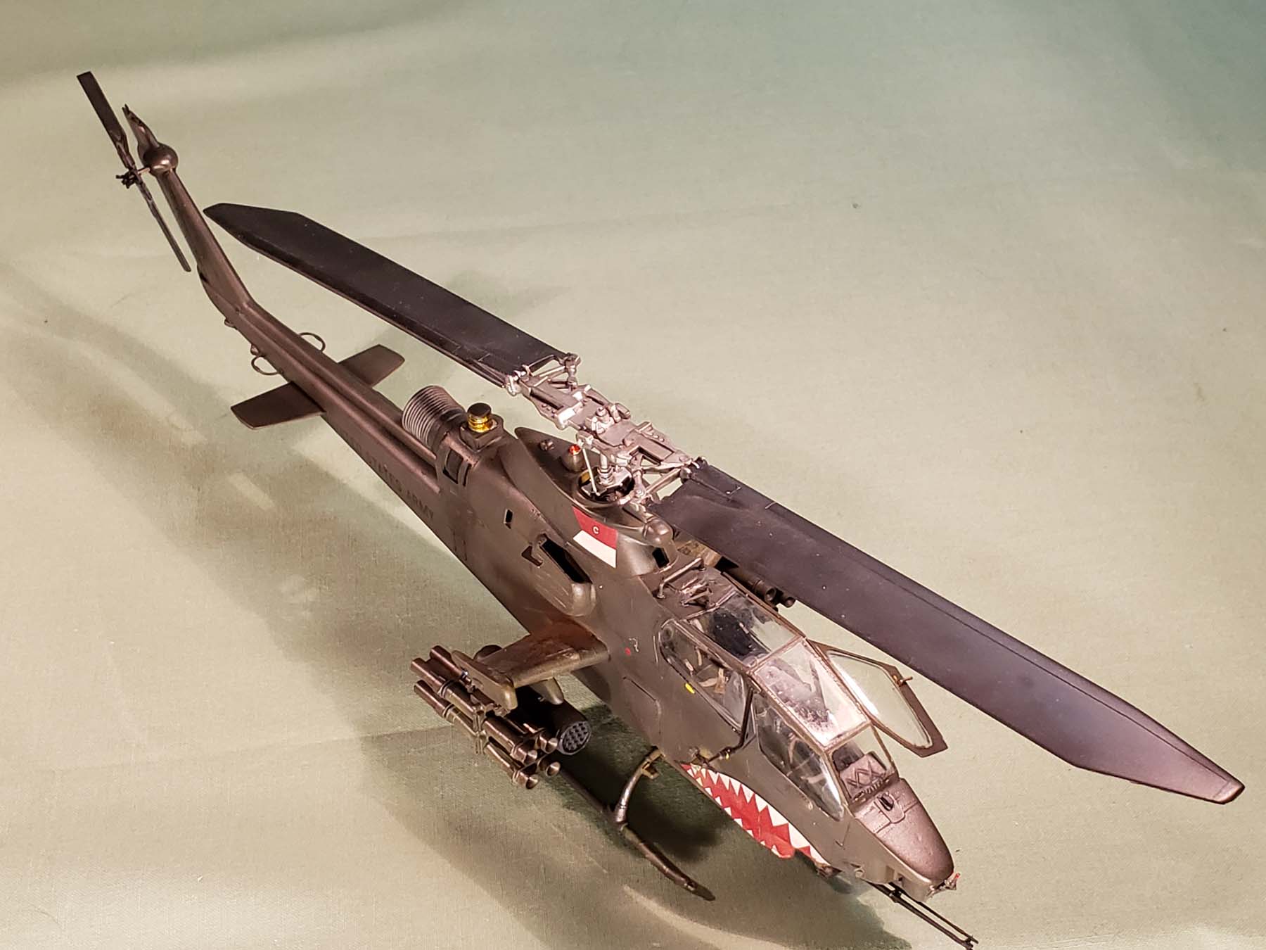 Monogram 1/48 AH-1F Cobra Build Review Image