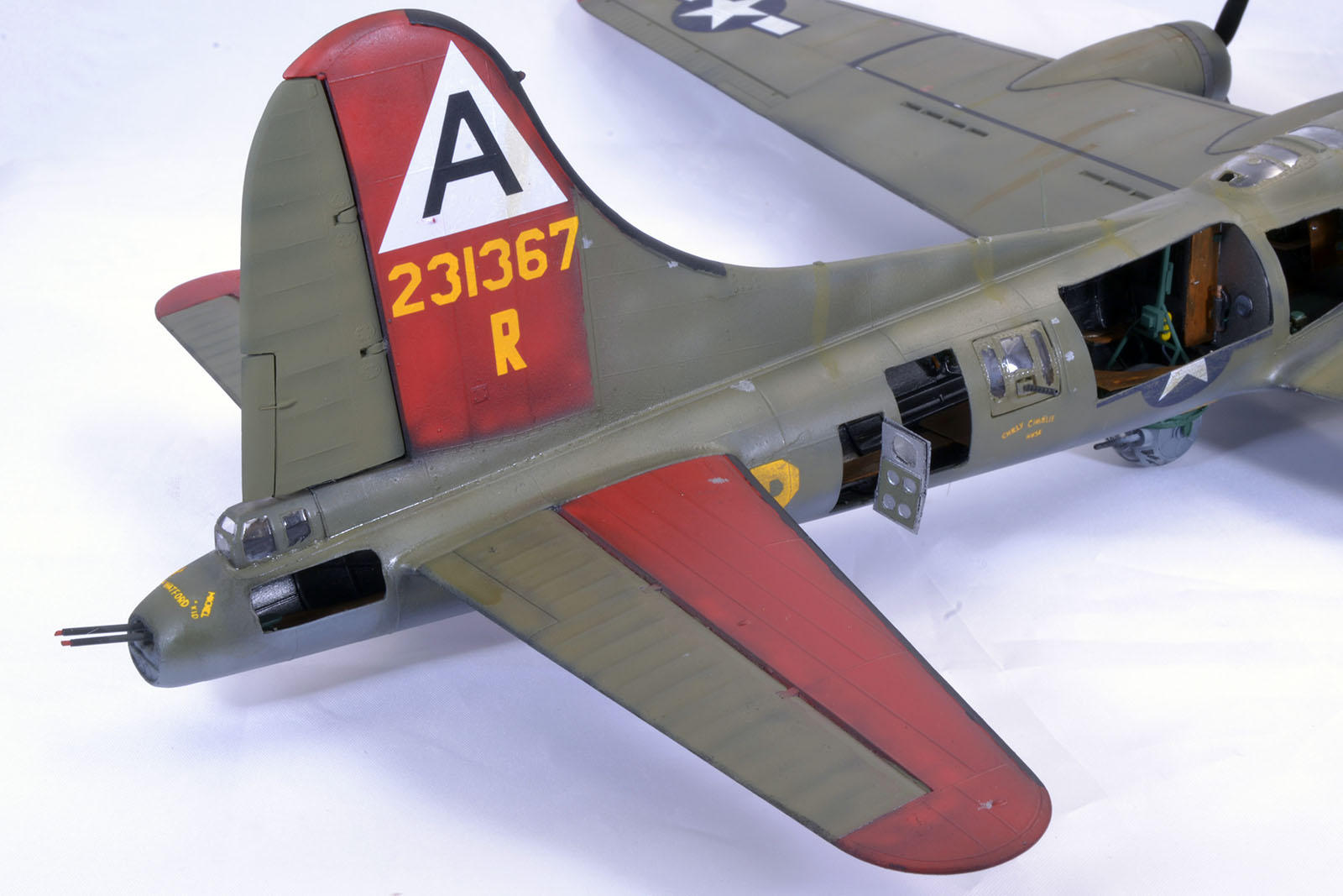 Revell 1/48 B-17G Flying Fortress Build Review Image 43