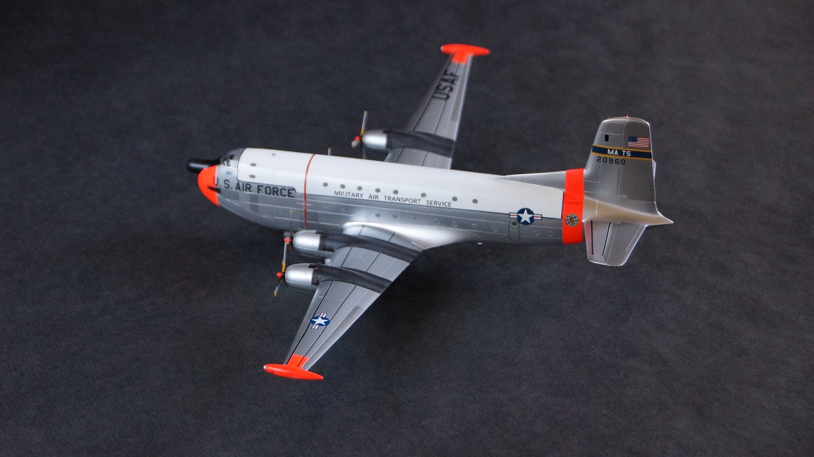 Roden 0311 1/144 C-124C Globemaster II Build Review Image 14