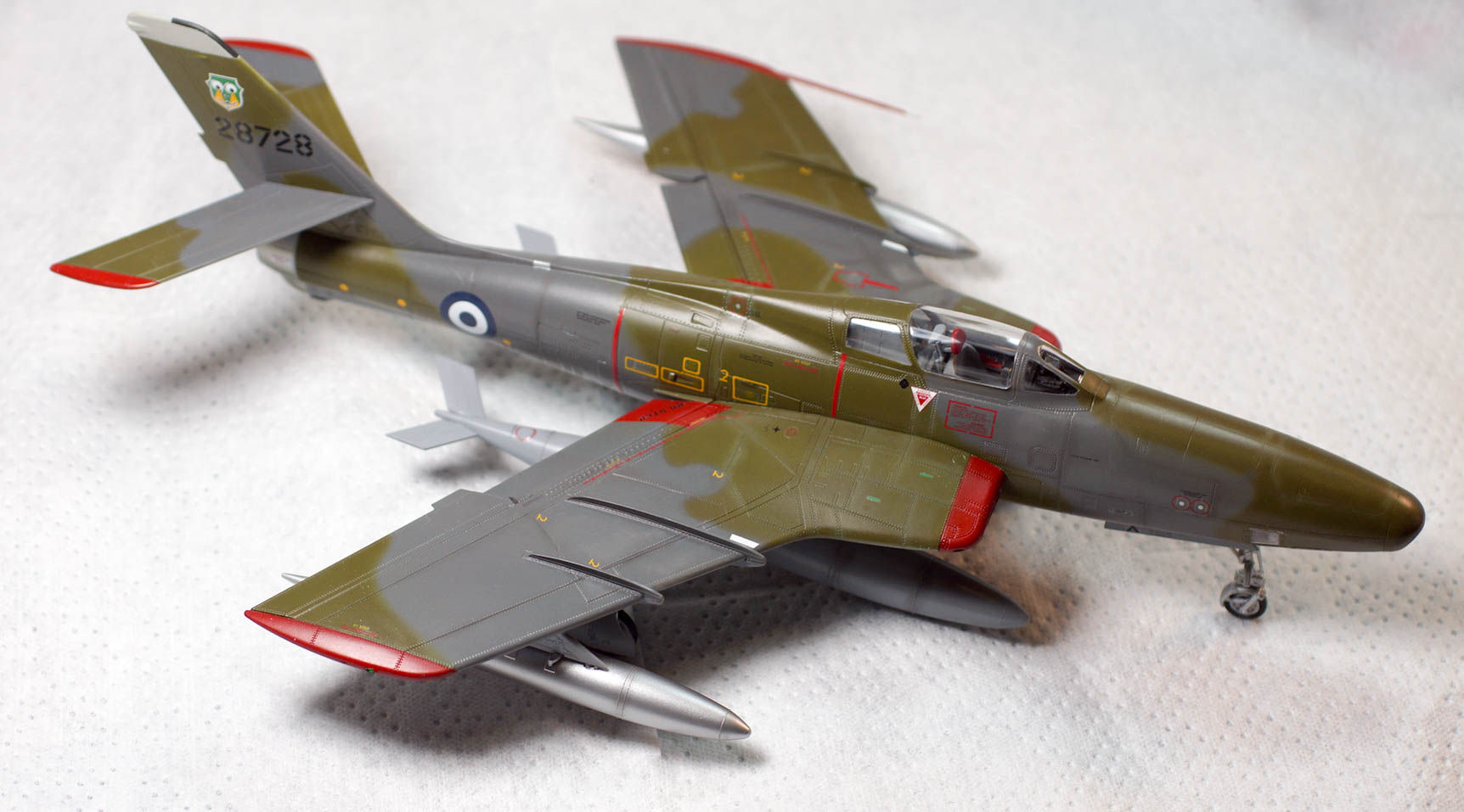 Tanmodel 2201 1/48 RF-84F Thunderflash Build Review Image