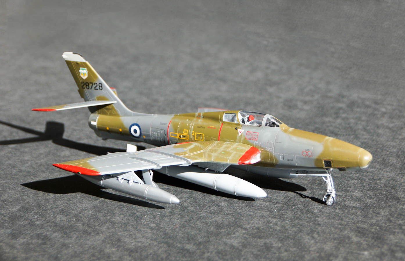 Tanmodel 2201 1/48 RF-84F Thunderflash Build Review Image