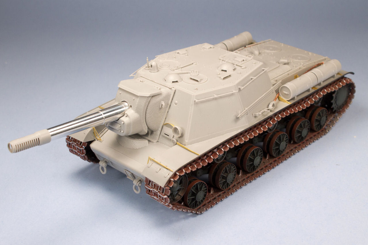 Trumpeter 1/35 Soviet SU-152 Late Quick Build Image 08