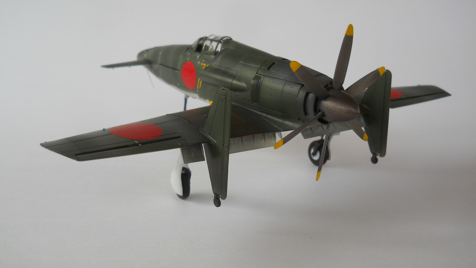 Zoukei-Mura 48001 1/48 J7W1 Shinden Build Image 55