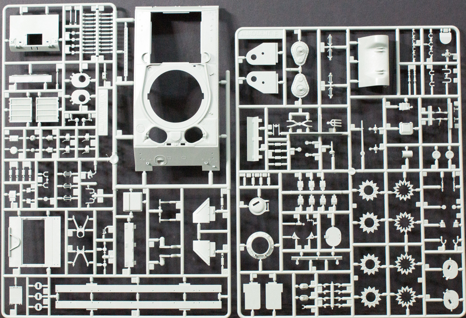 Academy 13294 1/35 M4A3 Sherman w/T34 'Calliope' Parts Image 01