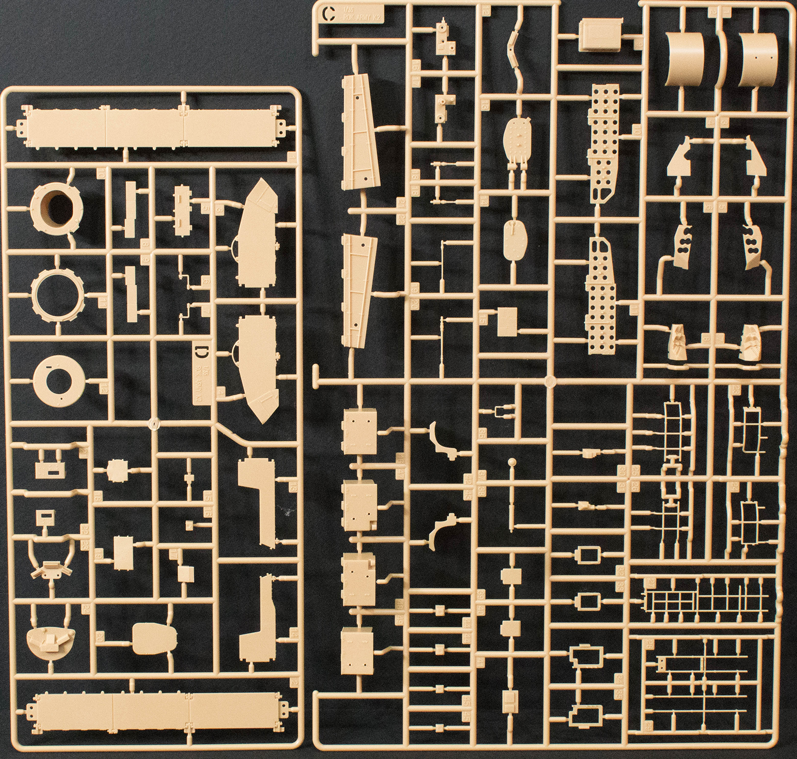 Academy 13511 1/35 K2 Black Panther ROK Army Parts Image 02