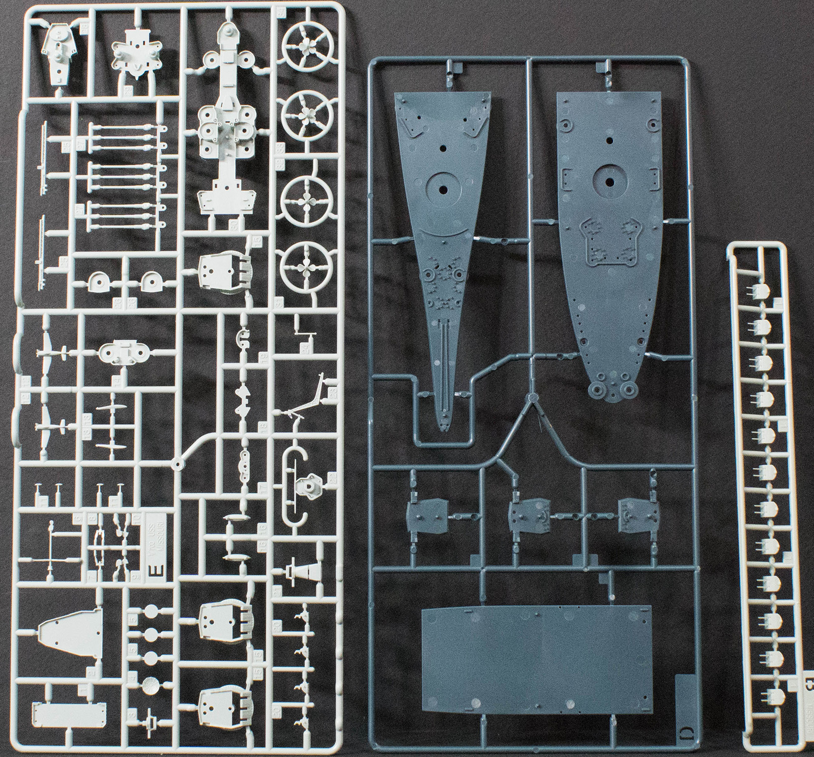 Academy 14222 1/700 USS Missouri BB 63 Parts Image 02