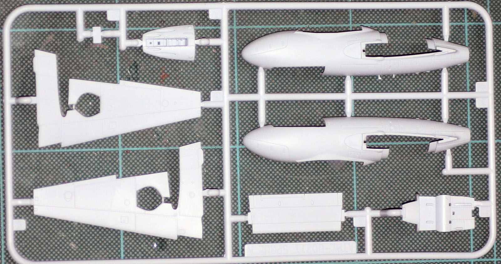 Airfix 2058 1/72 Vampire T.11 Parts Image 01