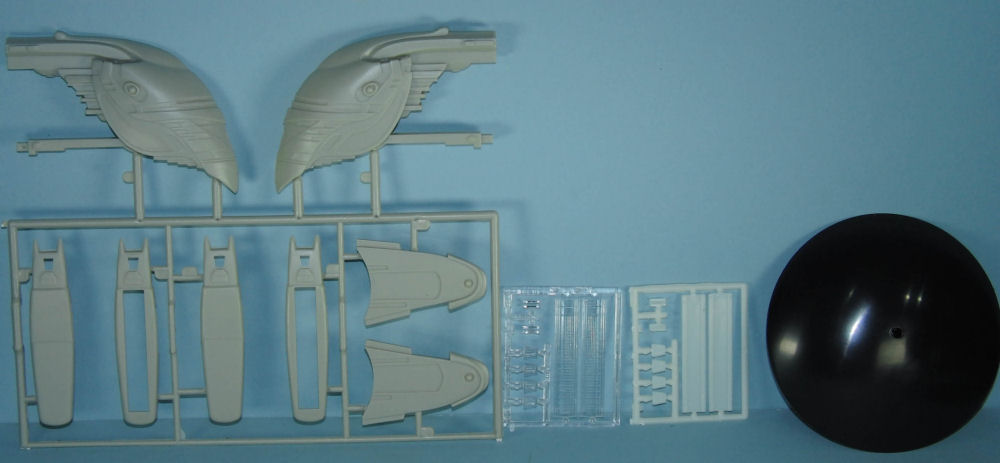 AMT 0753 1/3200 Romulan Warbird Parts Image 01