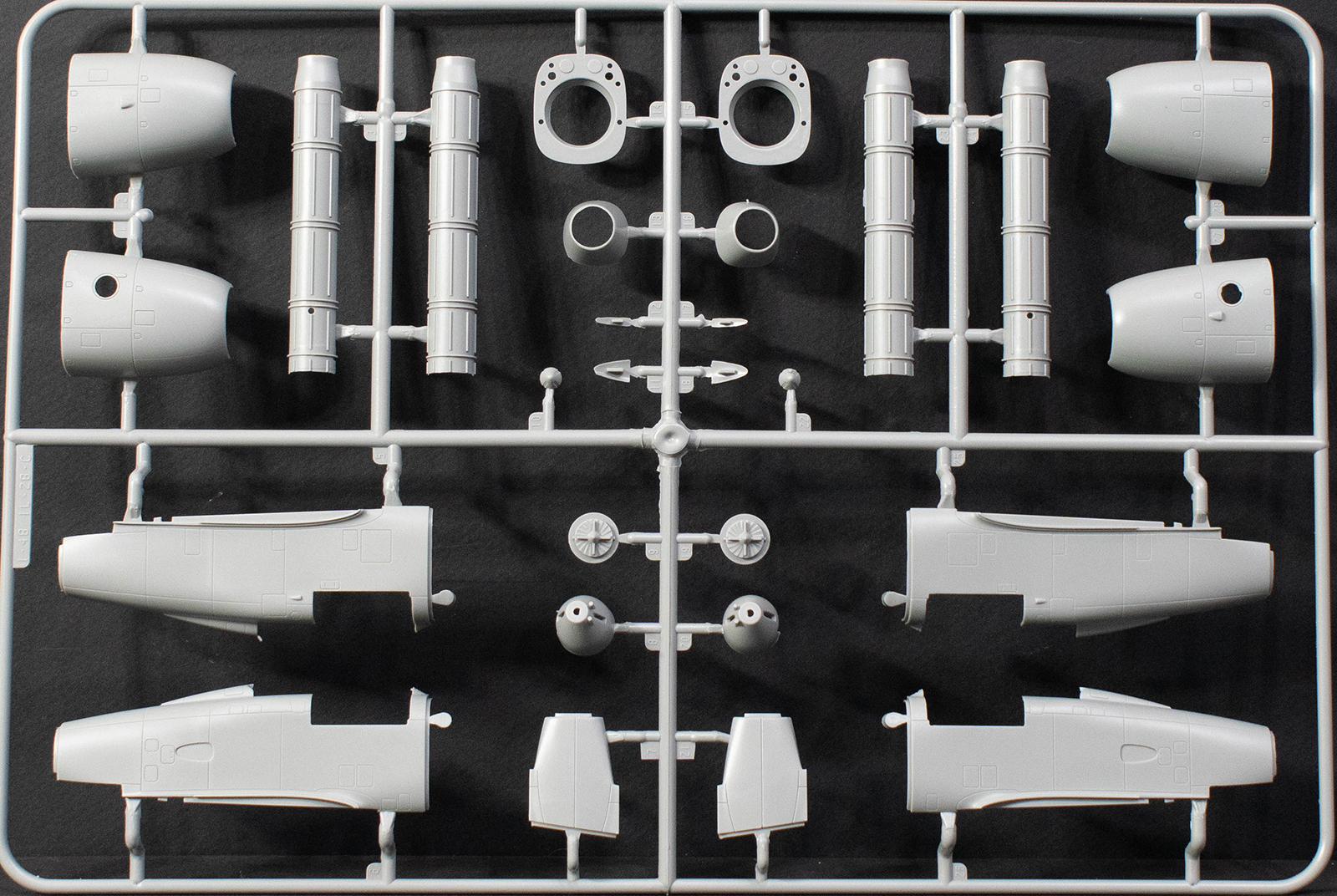 Bobcat 48006 1/48 Il-28T Beagle Kit First Look Image 03